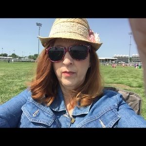 Meet your Posher, Beth